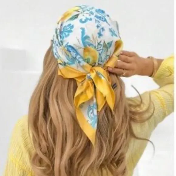 Lemon Scarf H7 - Picture 2 of 4